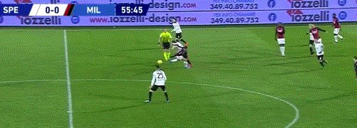 米乐体育资讯平台-【意甲】伊布+曼朱难破门 AC米兰0比2客负斯佩齐亚